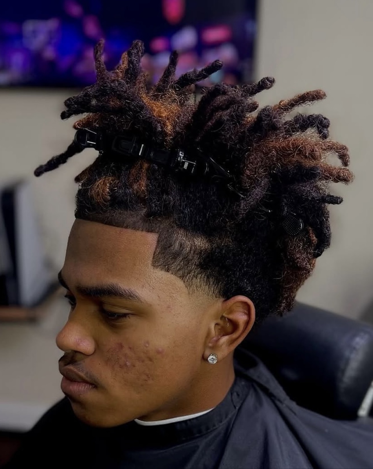Loc retwist and shape up finished by G The Barber